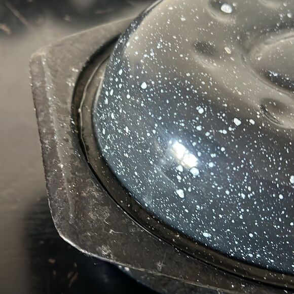 Small Enamelware Roaster black /white specs - Picture 12 of 12